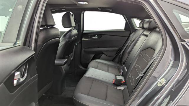 Used 2021 Kia Forte GT-Line image 17