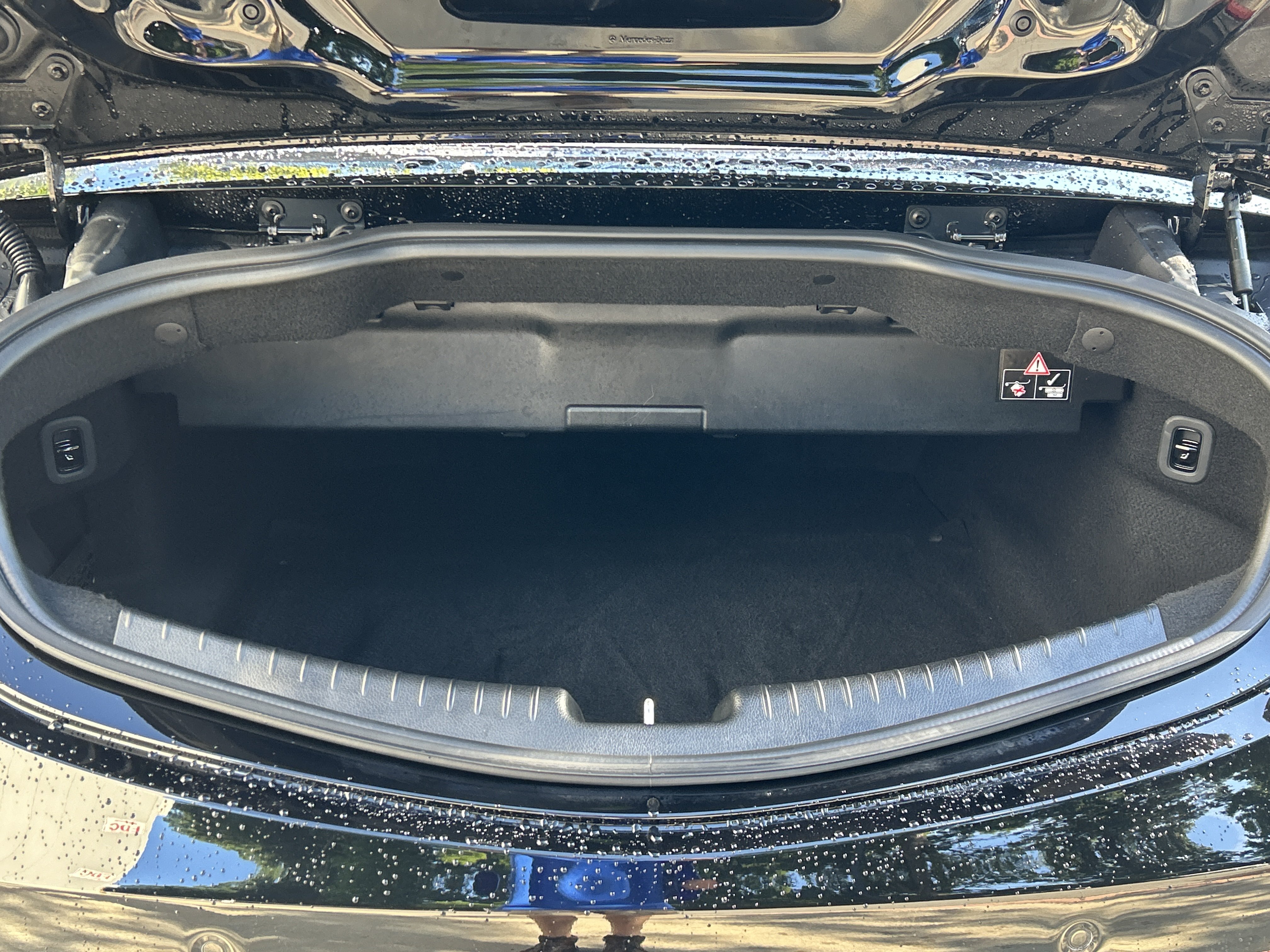 Certified 2025 Mercedes-Benz CLE 300 4MATIC Cabriolet image 18