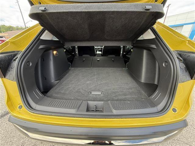 Certified 2024 Chevrolet Trax ACTIV w/ Sunroof Package image 26
