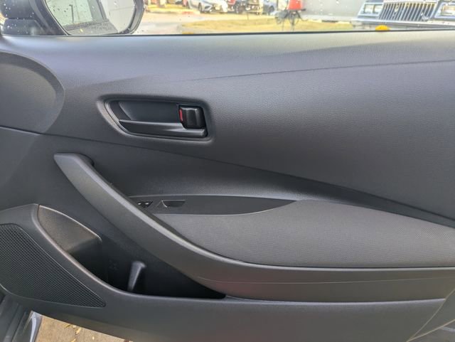 Used 2023 Toyota Corolla LE image 31
