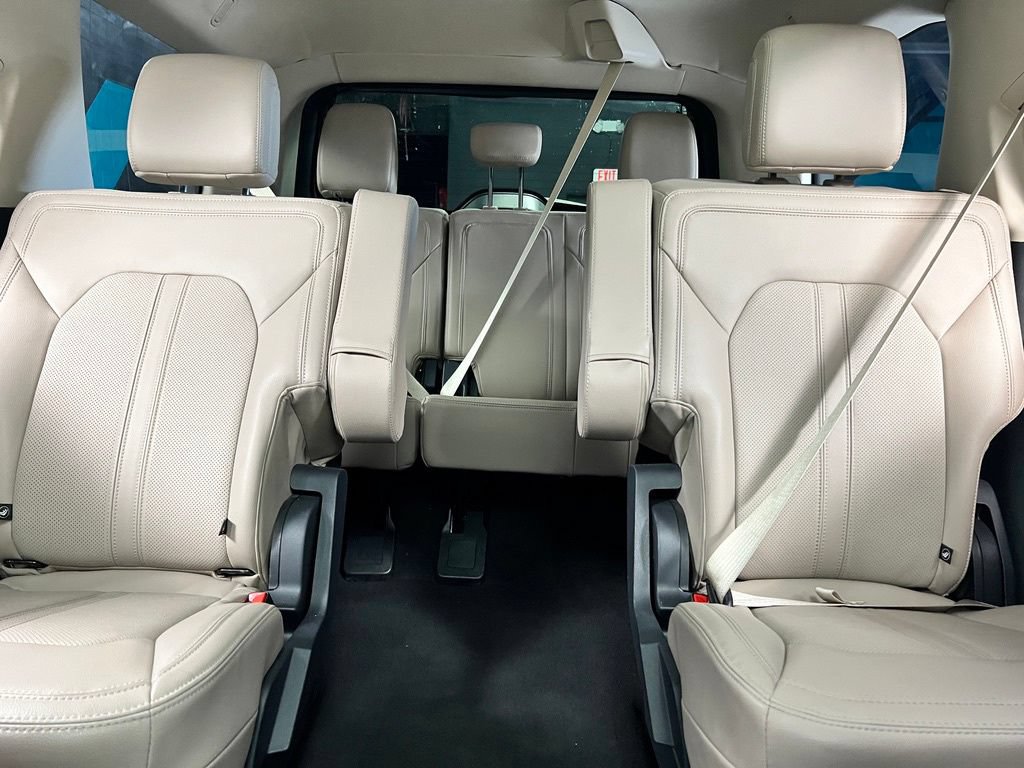 Used 2024 Ford Expedition Limited RWD image 18