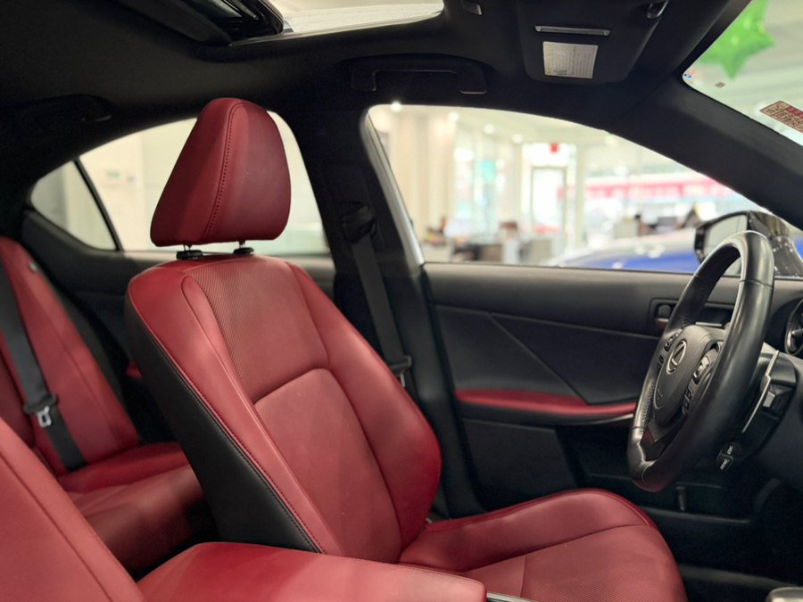 Used 2024 Lexus IS 350 F Sport RWD image 21