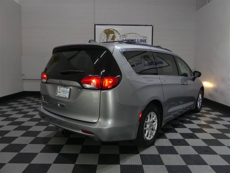 Used 2021 Chrysler Voyager Lxi FWD image 10