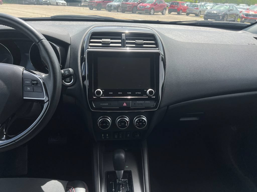 Used 2024 Mitsubishi Outlander Sport SE AWD/4WD image 22