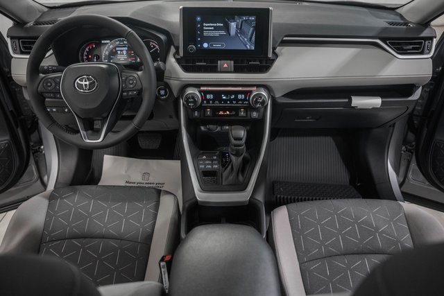 New 2025 Toyota RAV4 XLE image 18
