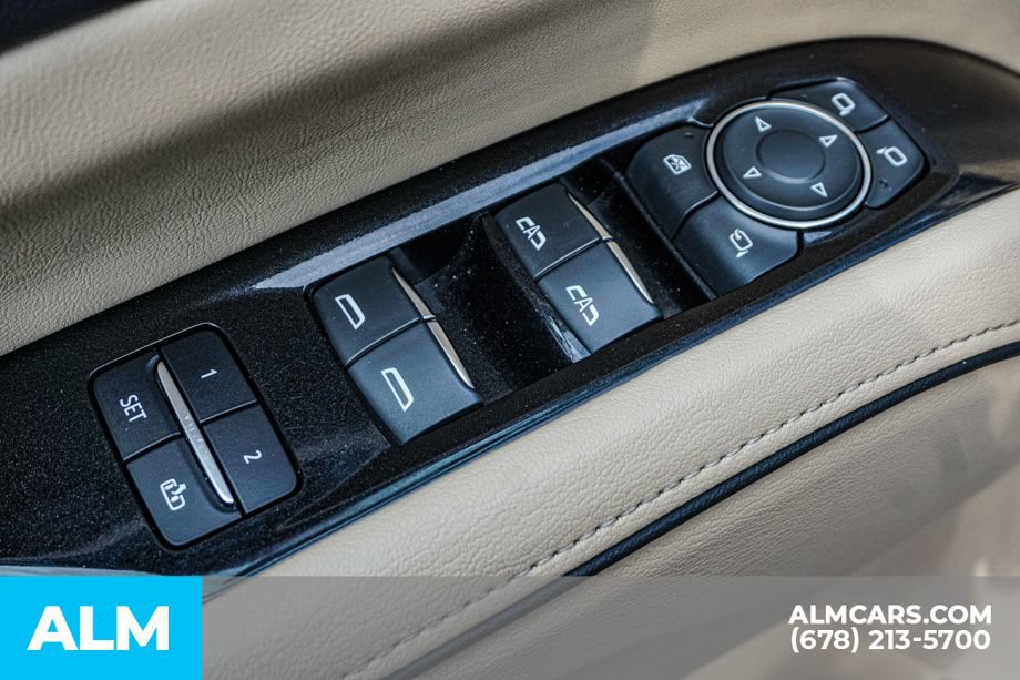 Used 2023 Cadillac Escalade Premium Luxury w/ Performance Package AWD/4WD image 54