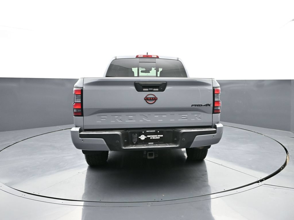 Certified 2023 Nissan Frontier PRO-4X w/ Technology Package AWD/4WD image 2
