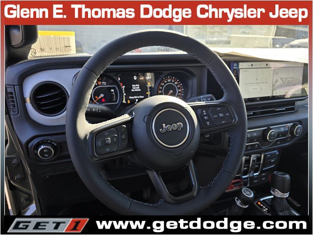 New 2026 Jeep Gladiator Sport AWD/4WD image 11