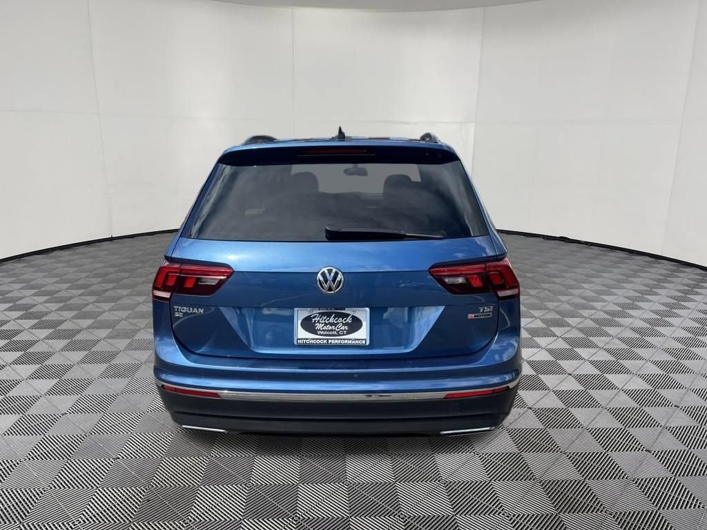 Used 2018 Volkswagen Tiguan SE w/ Panoramic Sunroof Package AWD/4WD image 6