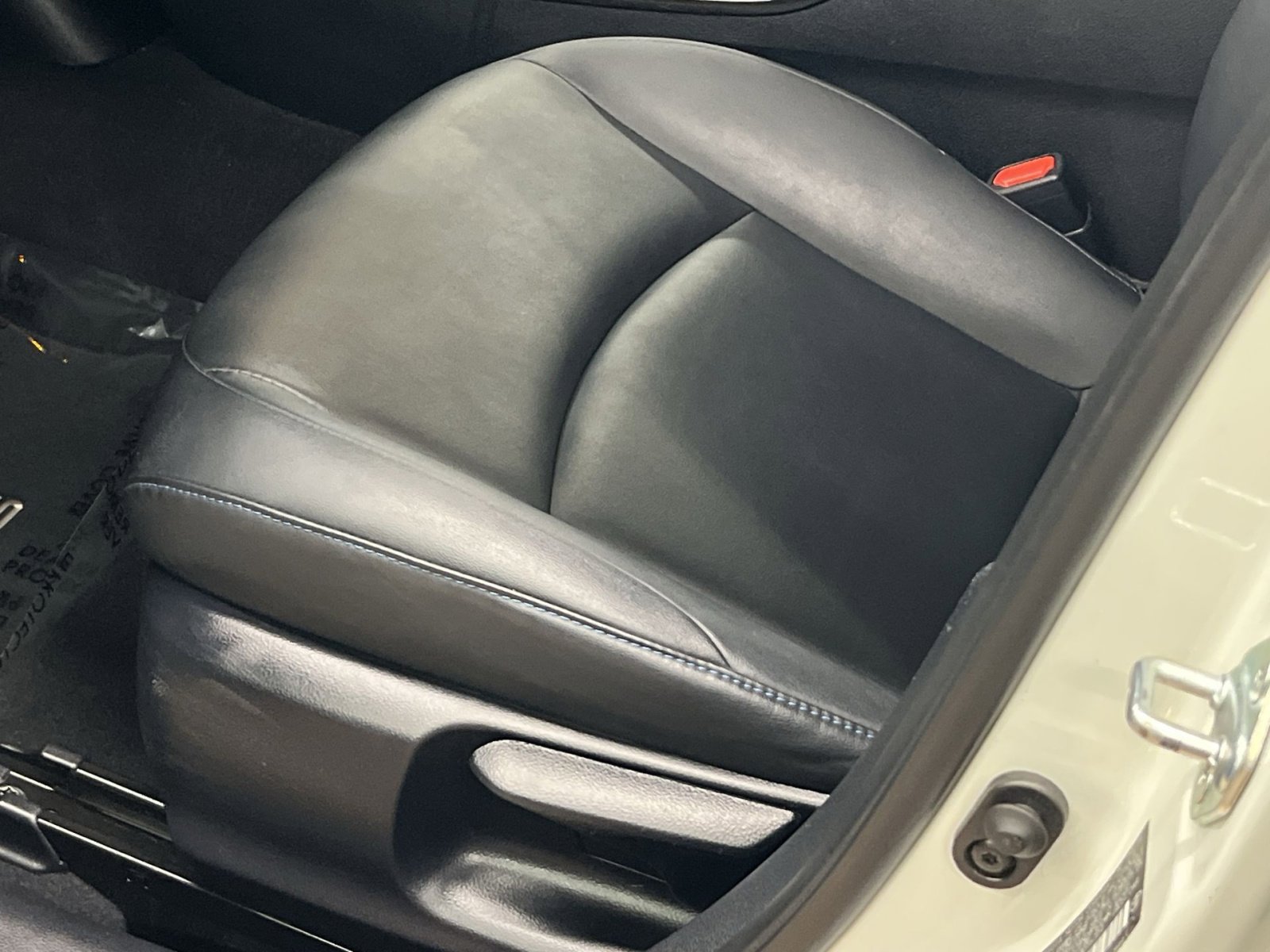 Used 2016 Toyota Prius Three Touring image 12