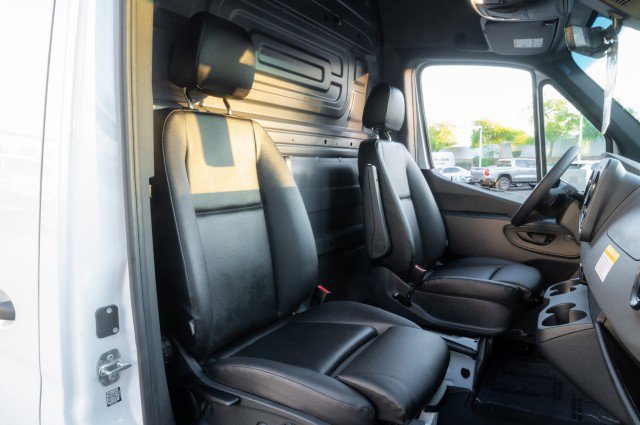 New 2025 Mercedes-Benz Sprinter 2500 image 13