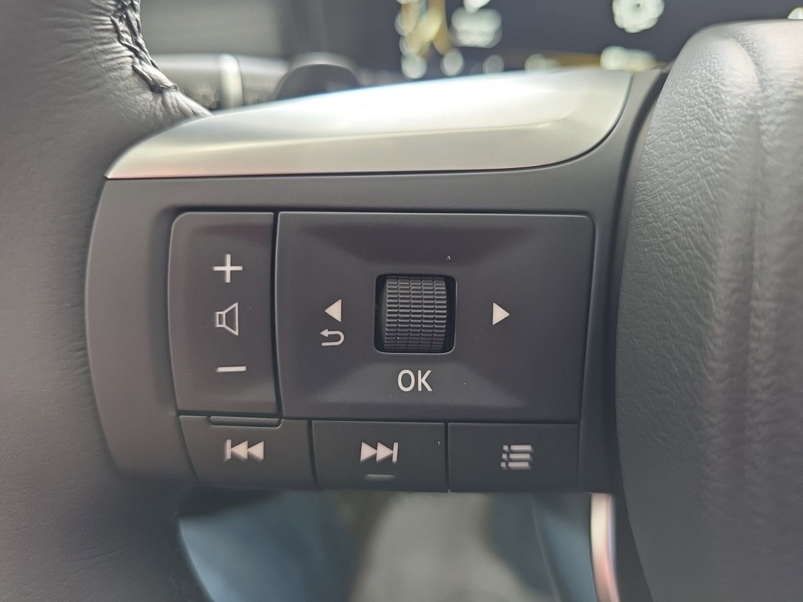 New 2026 INFINITI QX60 Luxe w/ Cargo Package image 40