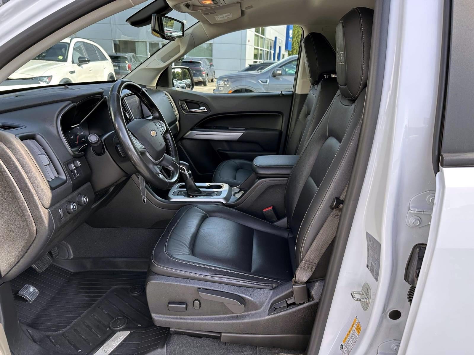 Used 2022 Chevrolet Colorado ZR2 w/ Colorado ZR2 Bison Edition AWD/4WD image 11