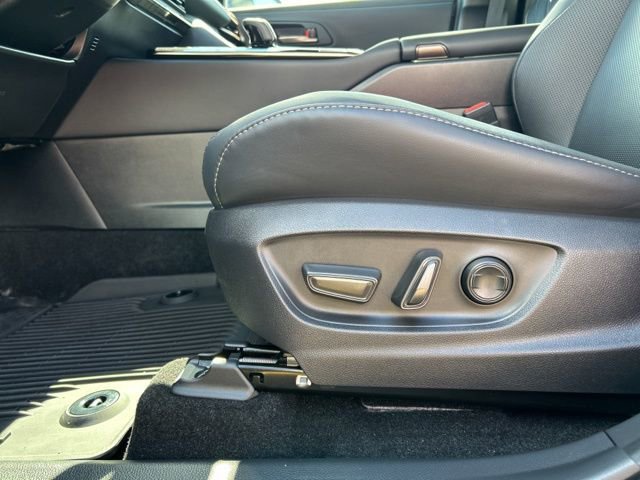 Used 2026 Toyota Crown XLE image 31