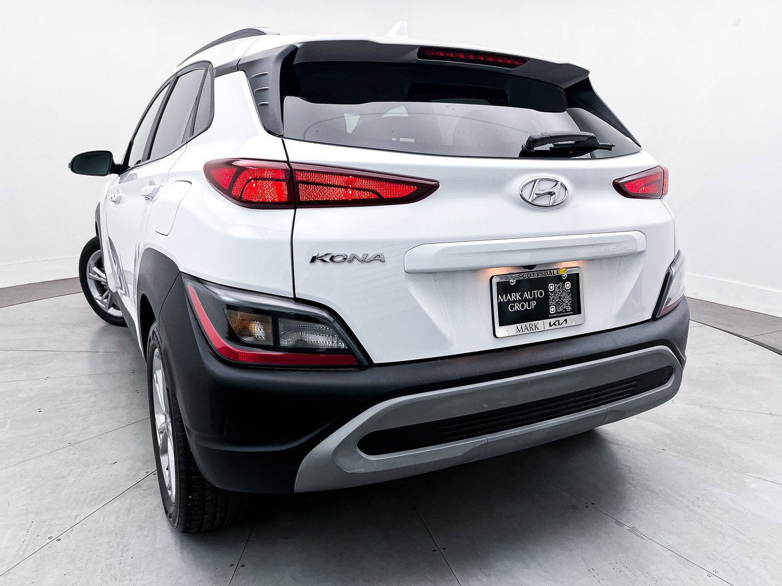 Used 2023 Hyundai Kona SEL image 7