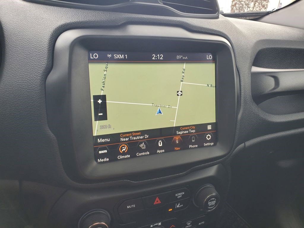 Used 2022 Jeep Renegade Altitude w/ Sun/Sound Group AWD/4WD image 21