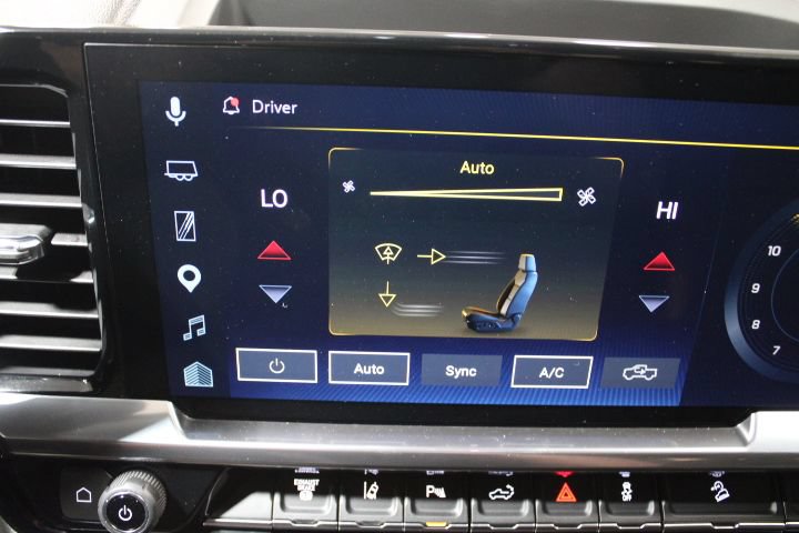 Used 2024 Chevrolet Silverado 2500 LTZ w/ LTZ Convenience Package AWD/4WD image 52