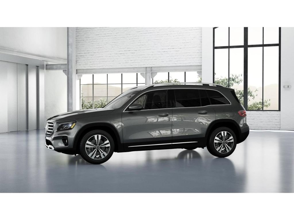 Used 2026 Mercedes-Benz GLB 250 4MATIC image 36
