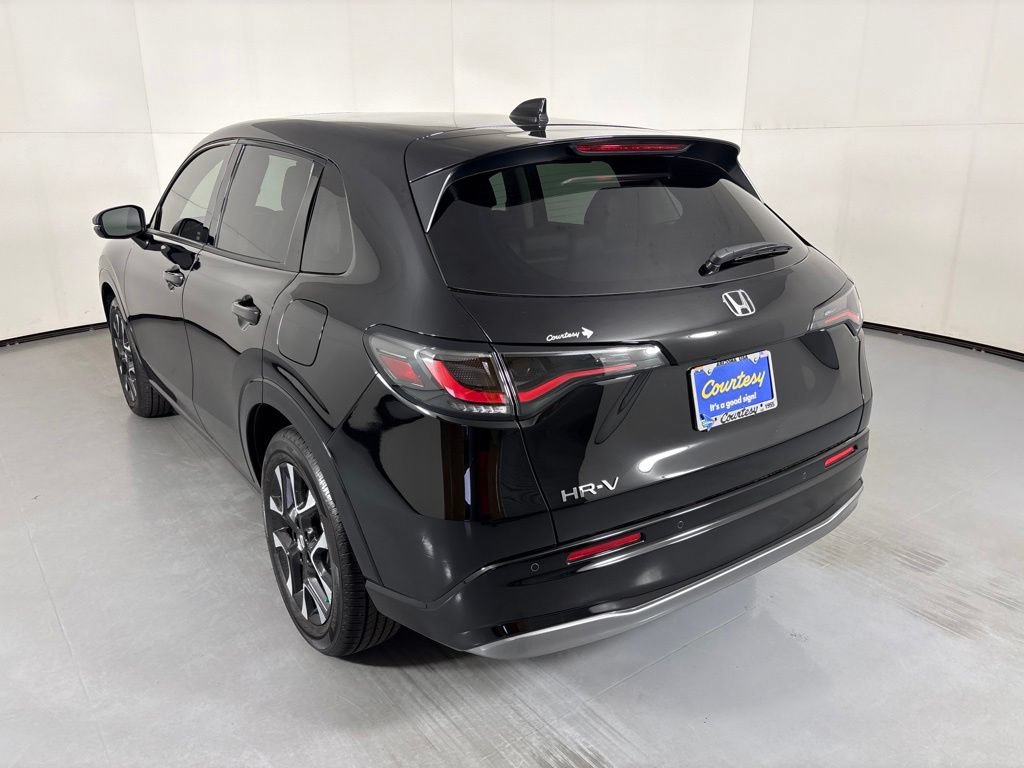 Used 2026 Honda HR-V EX-L image 6