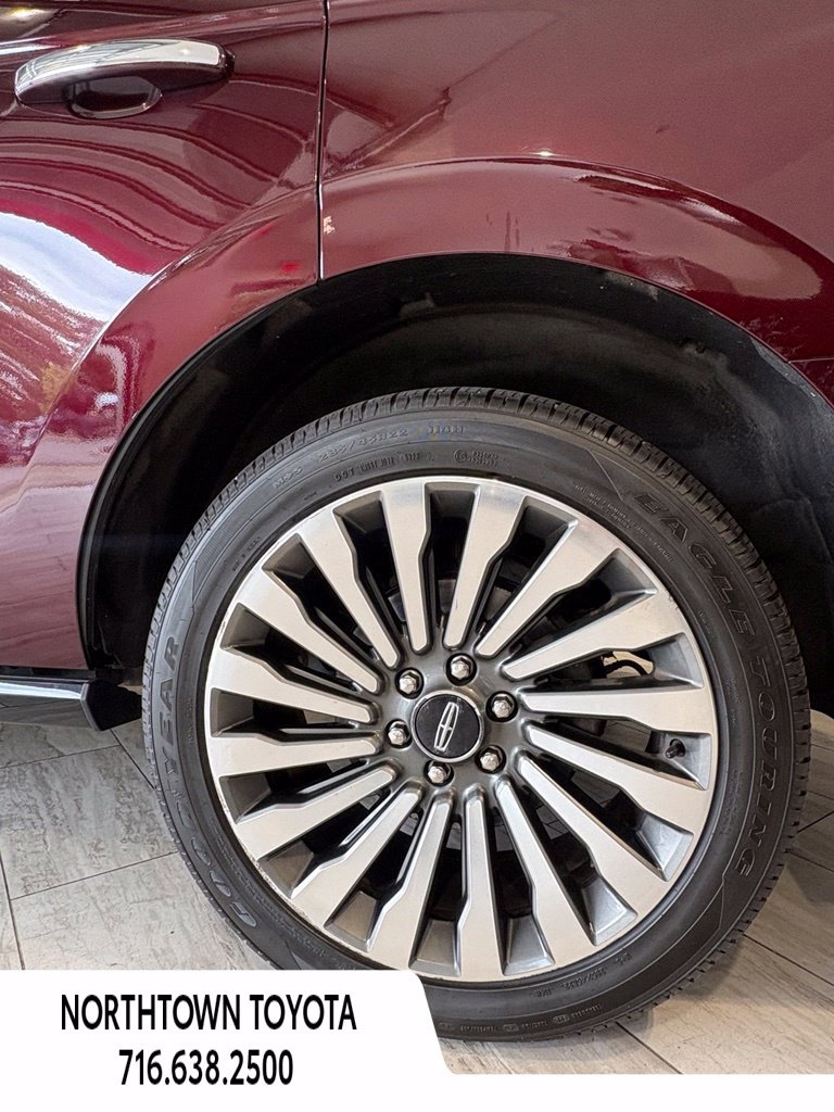 Used 2019 Lincoln Navigator Reserve w/ Cargo Package AWD/4WD image 13