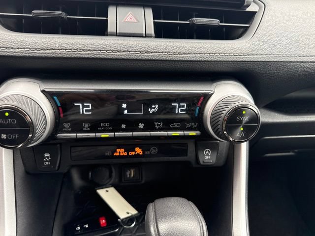 Used 2024 Toyota RAV4 XLE FWD image 17
