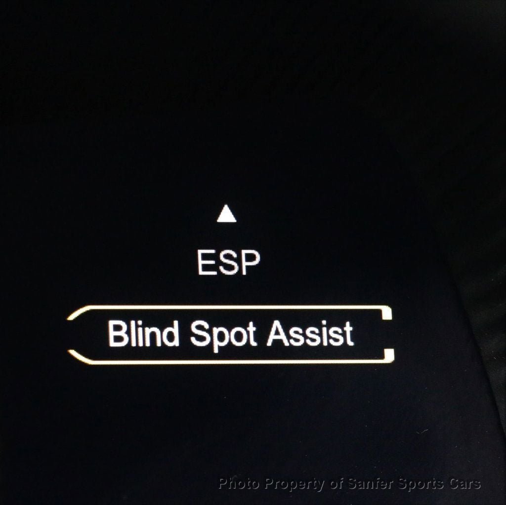 Used 2019 Aston Martin DB11 Coupe RWD image 30