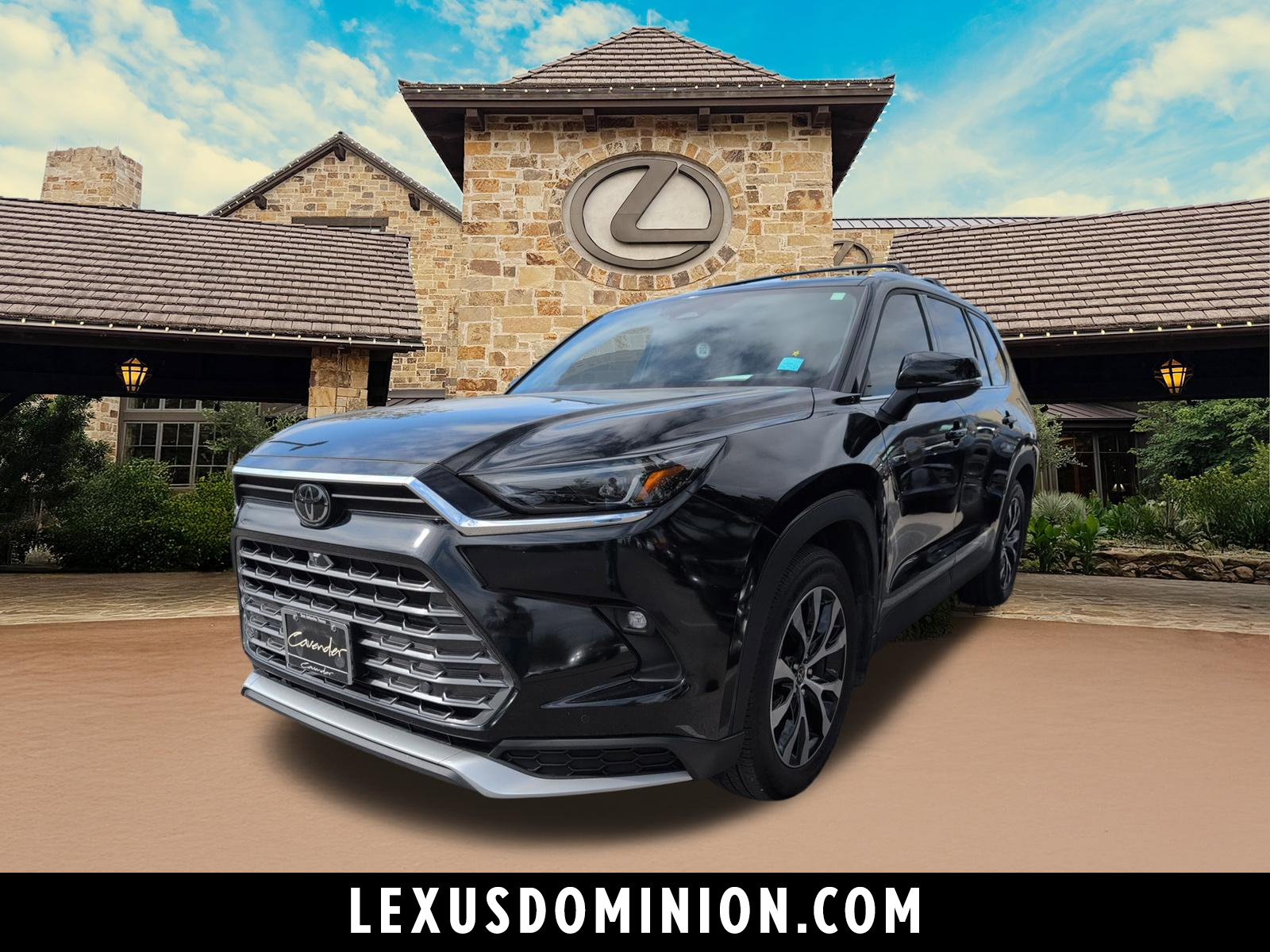 Used 2025 Toyota Grand Highlander AWD Hybrid image 1