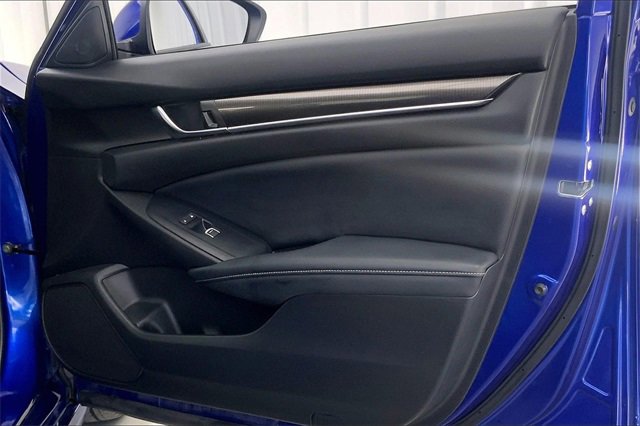 Used 2018 Honda Accord Sport image 21