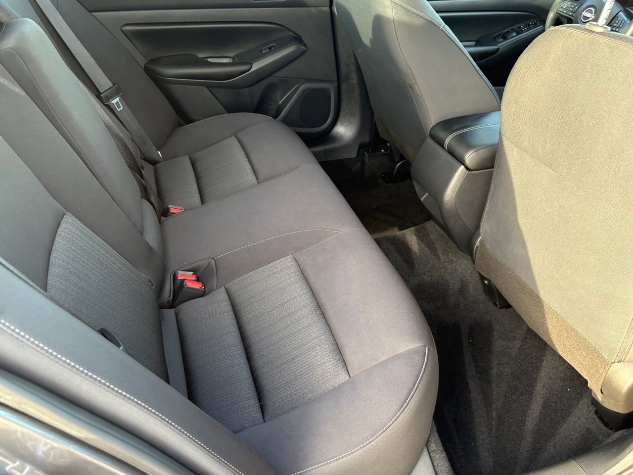 Used 2025 Nissan Altima 2.5 S image 35