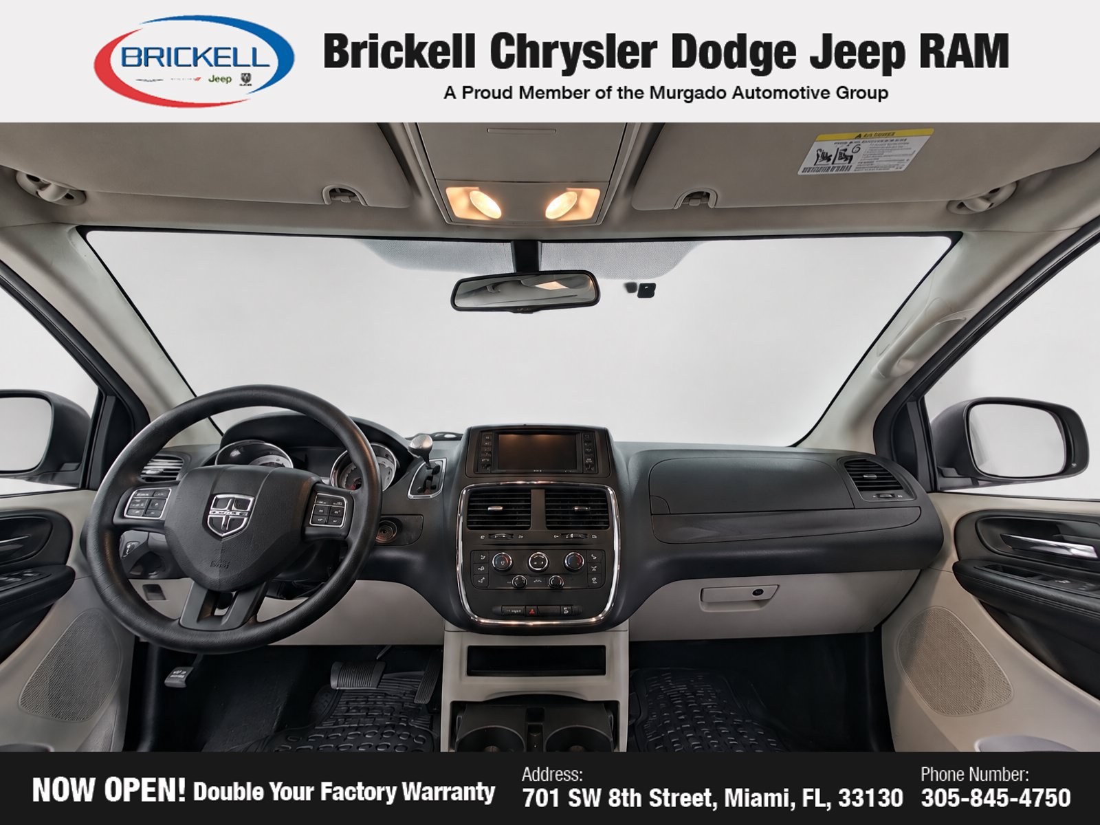 Used 2018 Dodge Grand Caravan SE w/ UConnect Hands-Free Group FWD image 12