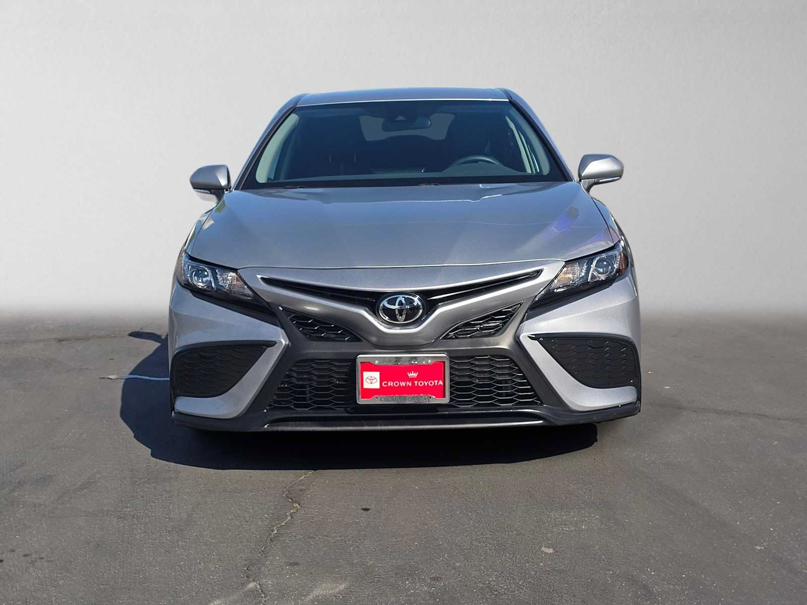Certified 2024 Toyota Camry SE FWD image 9