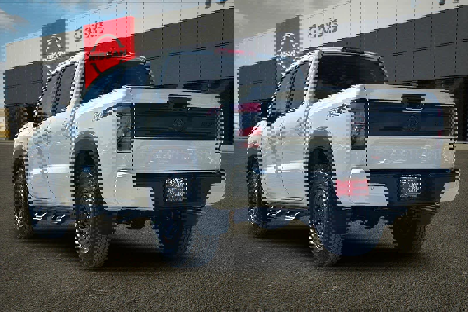 New 2026 Nissan Frontier PRO-4X w/ Pro Premium Package image 7