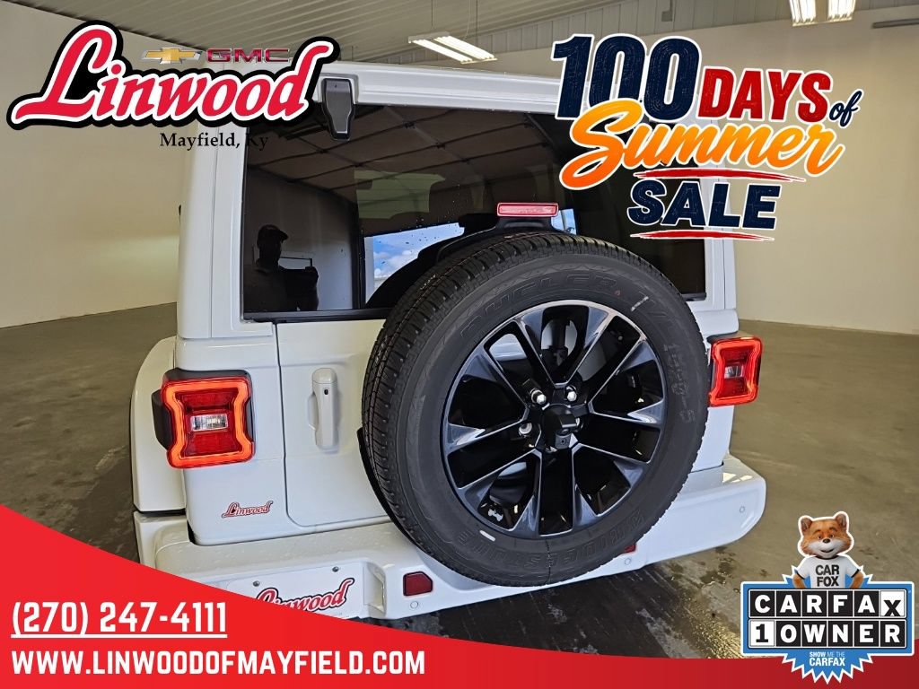 Used 2023 Jeep Wrangler Unlimited Sahara AWD/4WD image 4