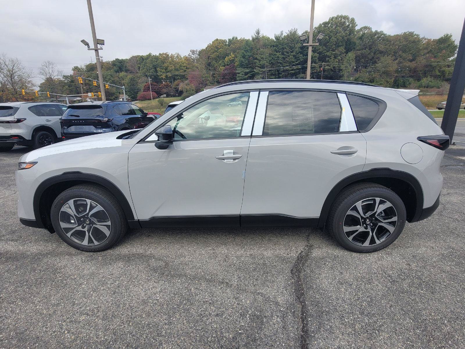 New 2026 MAZDA CX-5 Preferred AWD/4WD image 8