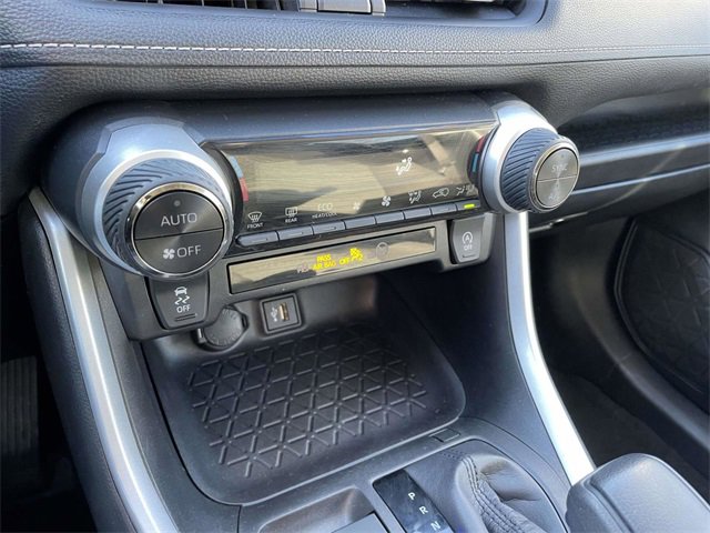 Used 2024 Toyota RAV4 XLE image 29