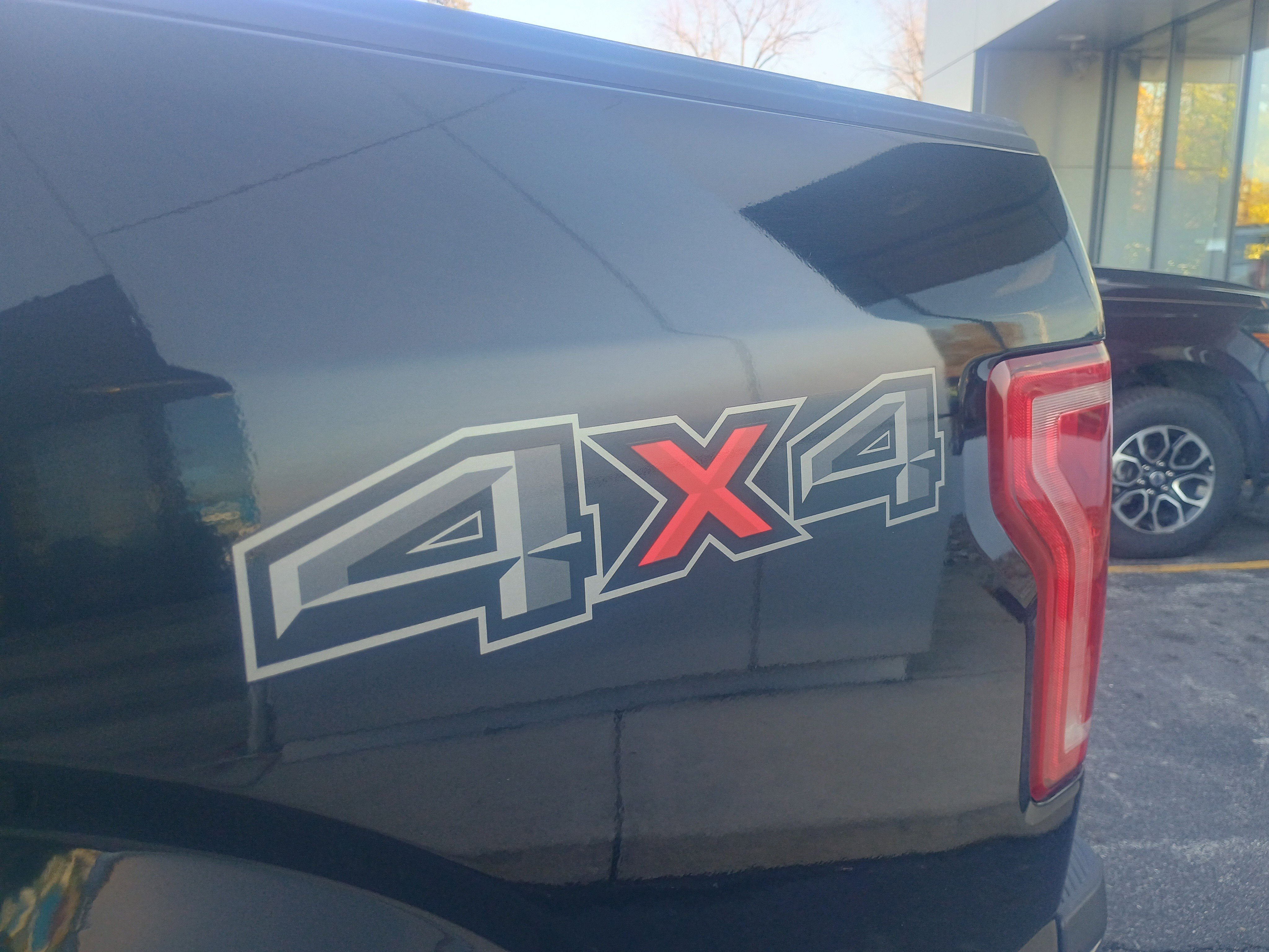 Used 2017 Ford F150 XLT image 9