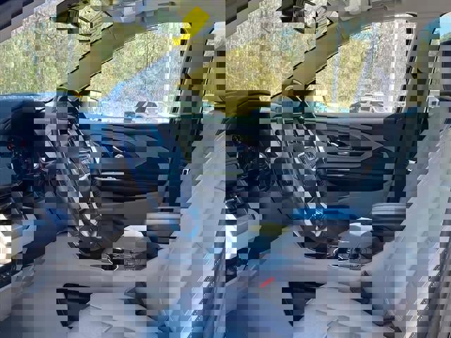 Used 2022 GMC Terrain SLT w/ Tech Package image 10