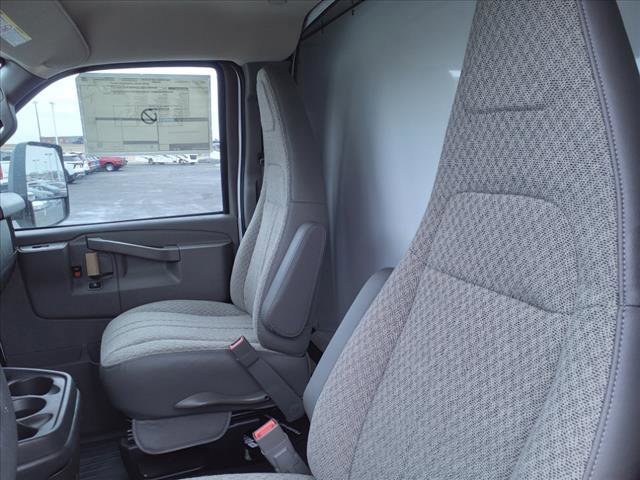 New 2024 Chevrolet Express 4500 w/ Power Convenience Package image 14