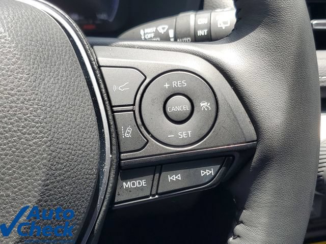 Used 2025 Toyota RAV4 Limited w/ Advanced Technology Package AWD/4WD image 27
