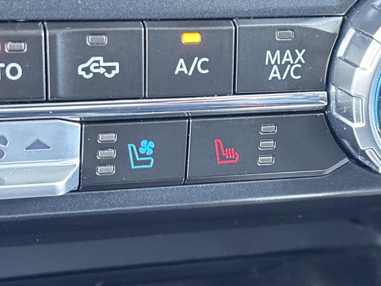 Certified 2023 Ford F150 Lariat w/ Equipment Group 502A High image 24