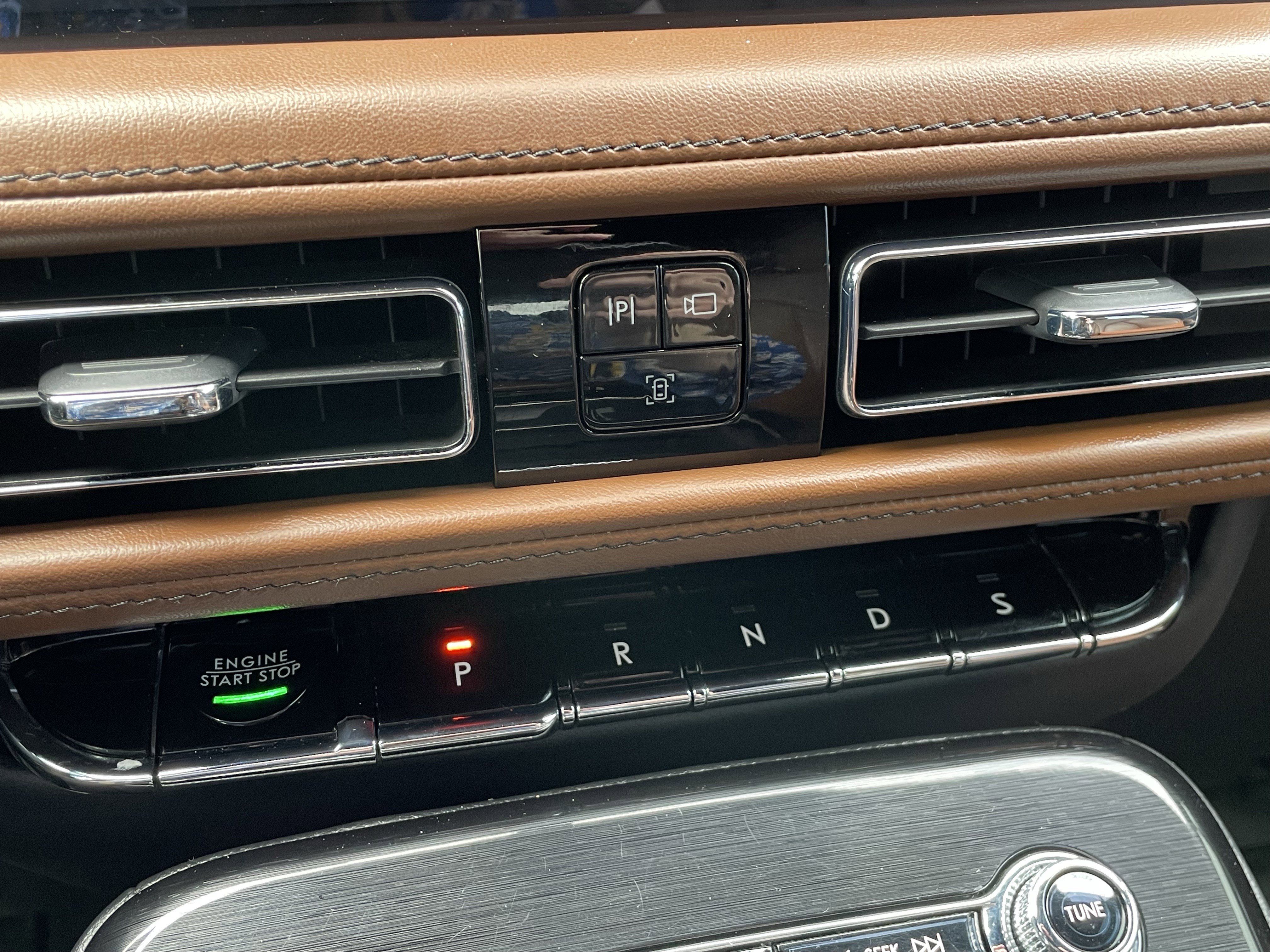 Used 2023 Lincoln Nautilus Reserve w/ Equipment Group 201A image 27