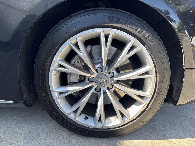 Used 2013 Audi A8 L 3.0T w/ Driver Assistance Pkg AWD/4WD image 15