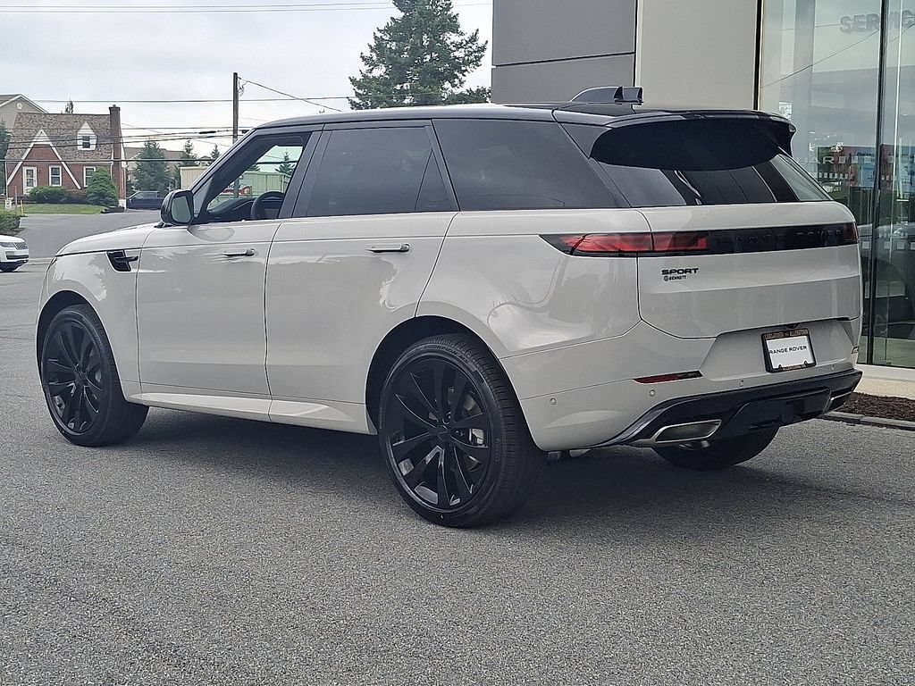 New 2026 Land Rover Range Rover Sport Dynamic SE AWD/4WD image 4