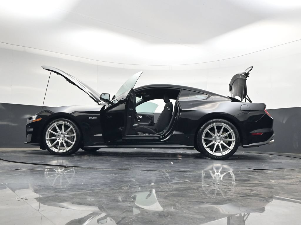 Used 2018 Ford Mustang GT RWD image 39