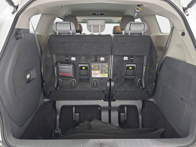 Certified 2023 Toyota Sienna XLE AWD/4WD image 30