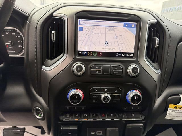 Used 2022 GMC Sierra 3500 Denali w/ Technology Package AWD/4WD image 20