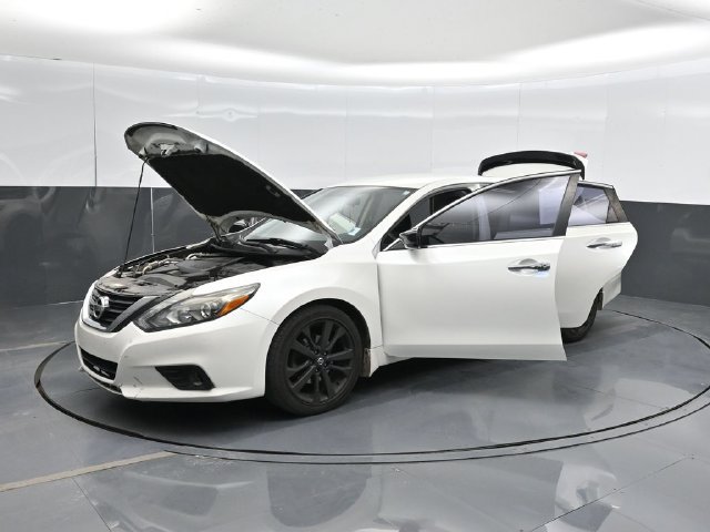 Used 2017 Nissan Altima 2.5 SR w/ Midnight Edition Package FWD image 63