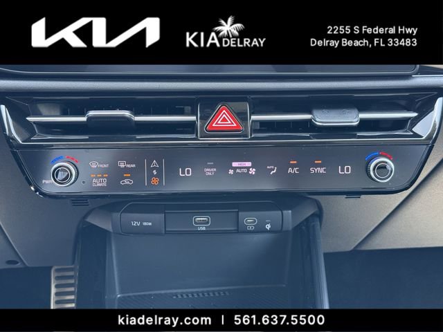 Used 2023 Kia Niro EX Touring FWD image 23