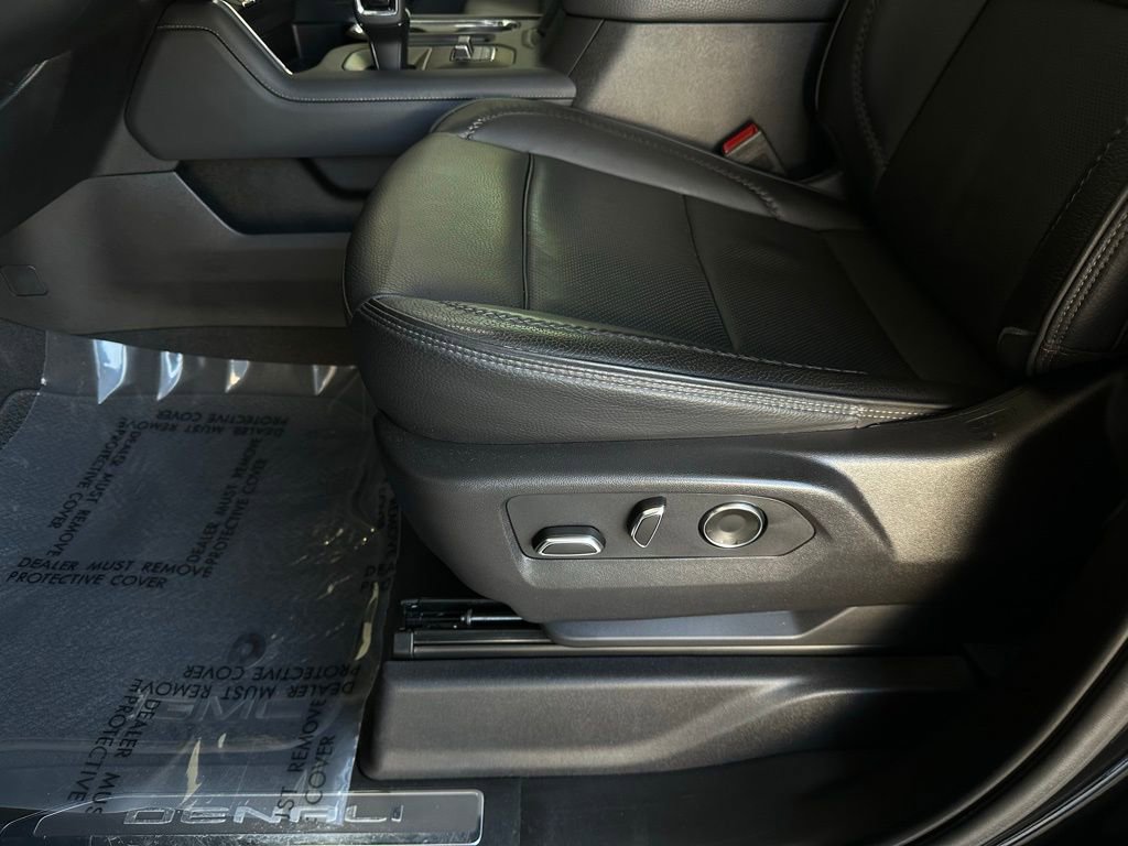 Used 2024 GMC Sierra 1500 Denali w/ Denali Reserve Package image 12