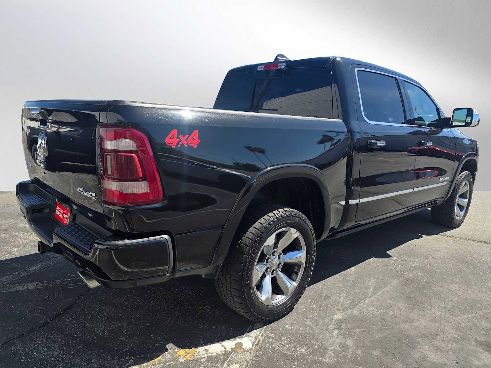 Used 2019 RAM 1500 Limited image 3